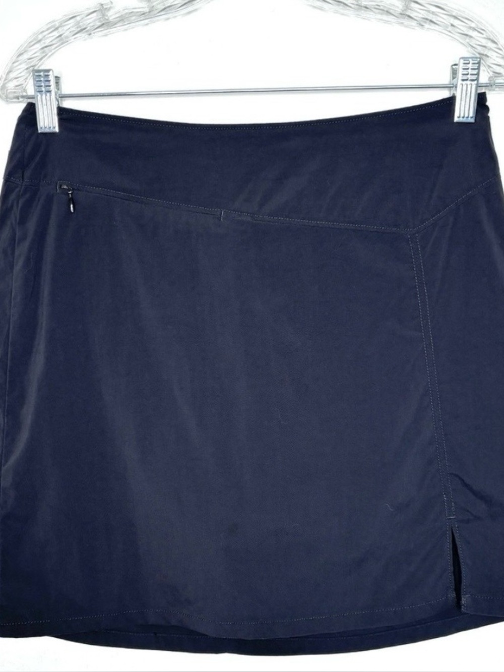 Patagonia Classic Navy A-Line Women's Skort, front zip, flattering style